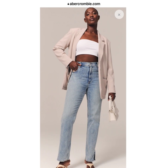 Abercrombie & Fitch- Curve Love Ultra High Rise Straight Jean w/ Vent Hem. - 34 - Picture 1 of 5